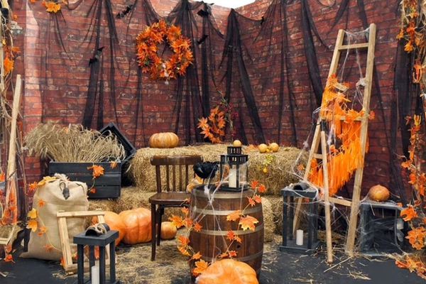 Фотозона Хэллоуин осенняя