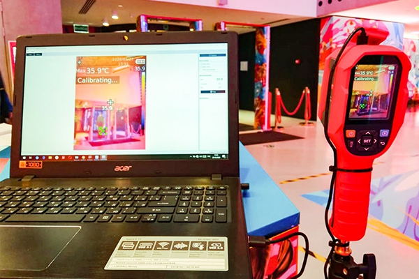 Измеритель температуры потоковый