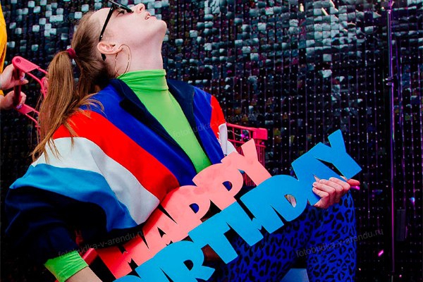 Фотозона из пайеток