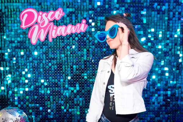 Фотозона из пайеток