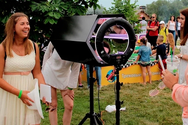 Примеры брендирования фотобудка Калейдоскоп: