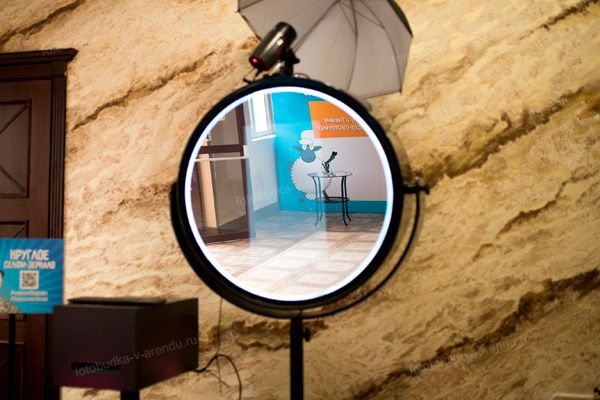 Фотобудка Street Art