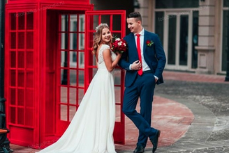 Фотозона телефонная будка