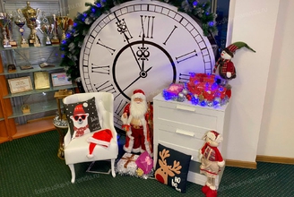 большая декорация часов