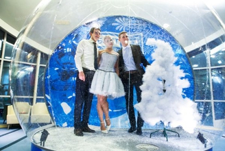 Фотозона Новогодний чудо шар