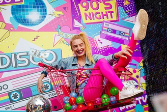 Фотозона «Диско 90-е»