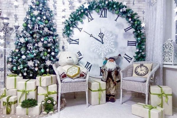 Новогодняя фотозона с часами