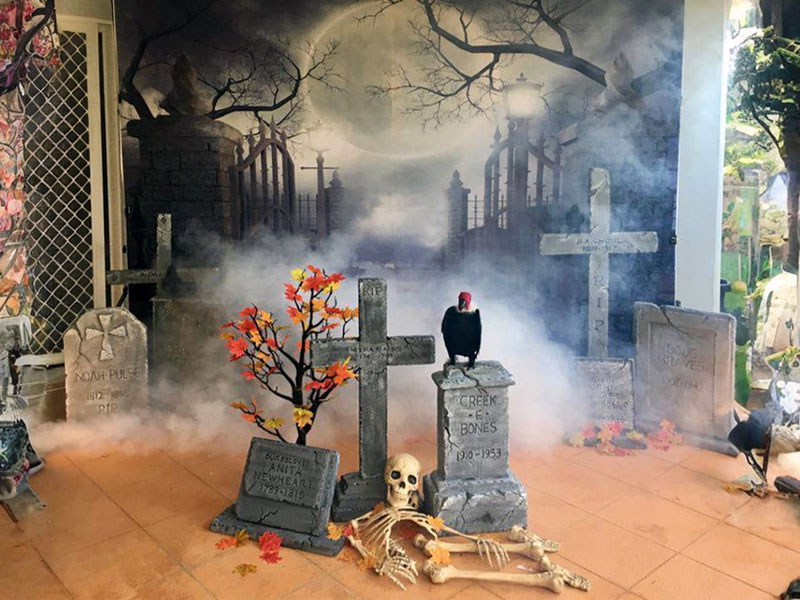 Фотозона Кладбище