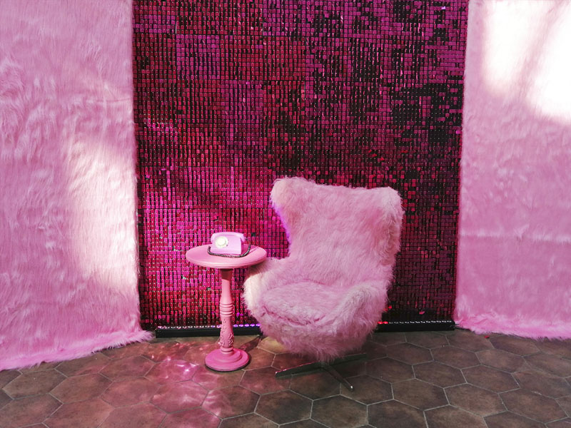 Фотозона розовая