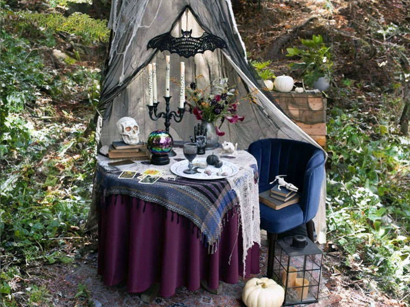 Фотозона Логово ведьмы