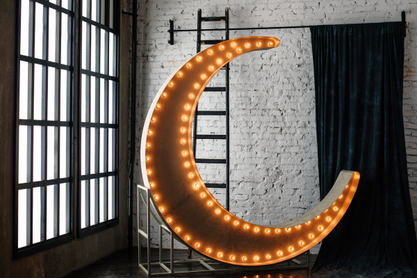 Фотозона Арт — объект Луна