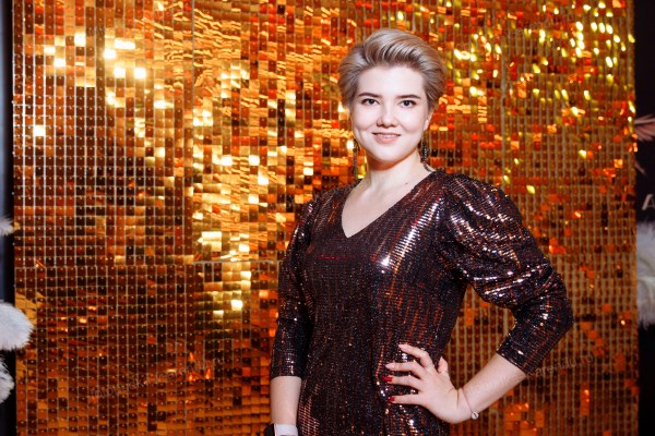 Фотозона из пайеток