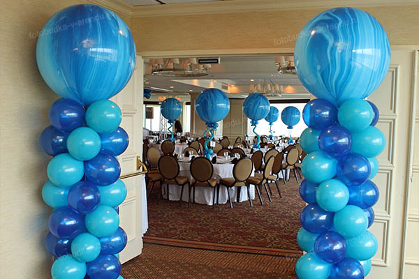 Фотозона из шаров на День Медика