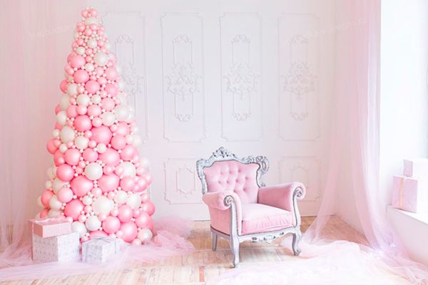 Фотозона новогодняя елка из шаров