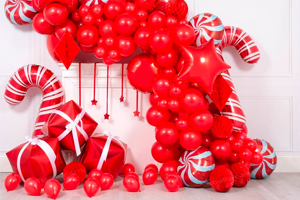 Новогодняя фотозона из шаров