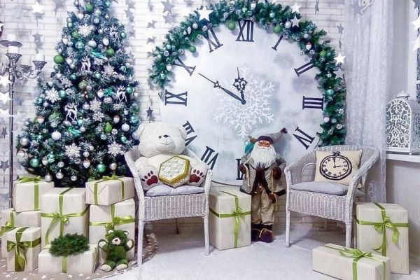 Новогодняя фотозона с часами