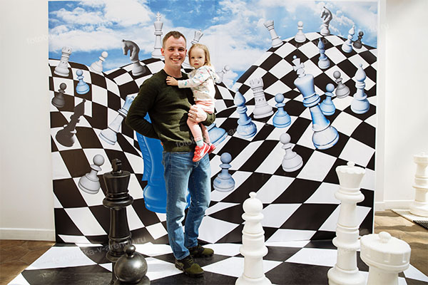 Фотозона «Гигантские шахматы»